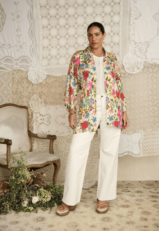 spell-womens-valley-of-the-dolls-short-robe-in-opal-multicolour-floral-tencel-lyocell-with-patch-pockets